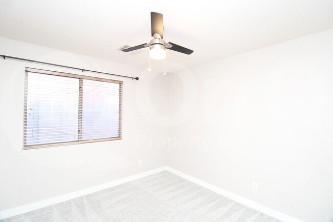 Building Photo - 15844 W Papago St