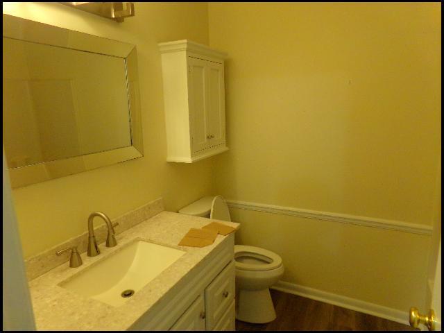 Building Photo - 13900 Wimbledon Loop