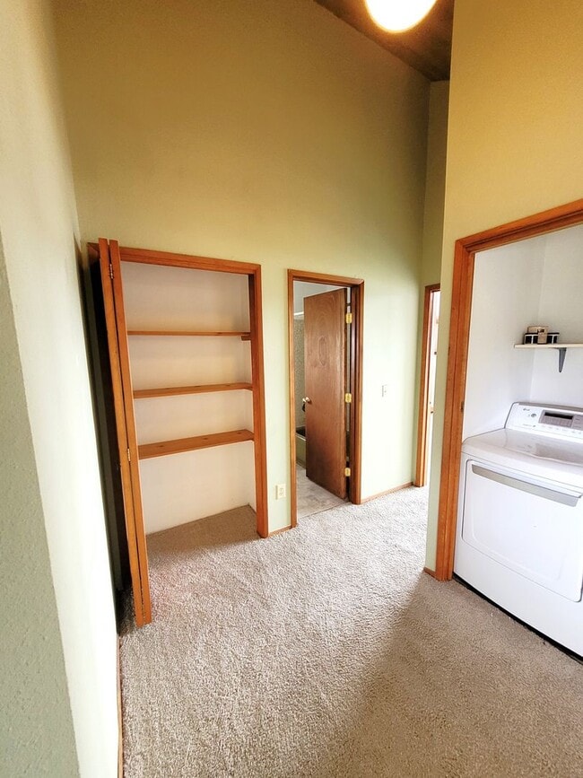 Building Photo - 5507 Haida Way