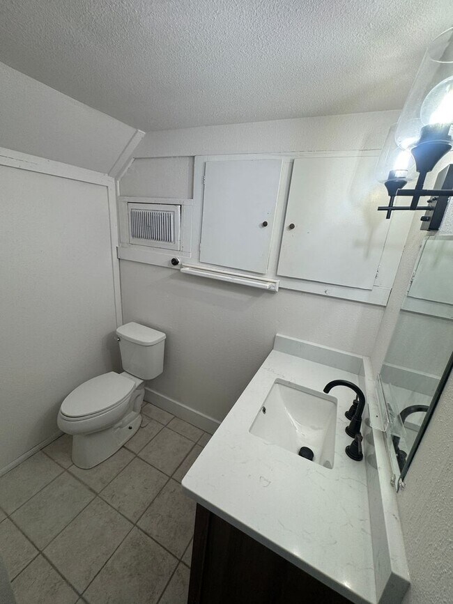 Building Photo - Non-Refundable & Security Deposit Total: $...