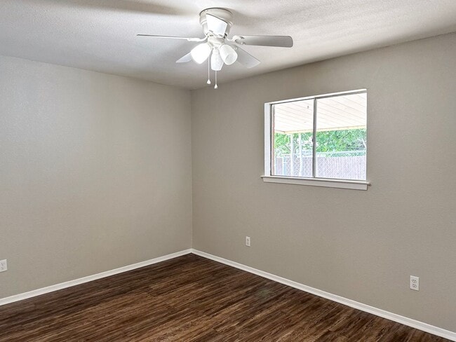 Building Photo - 52083 Finley Rd