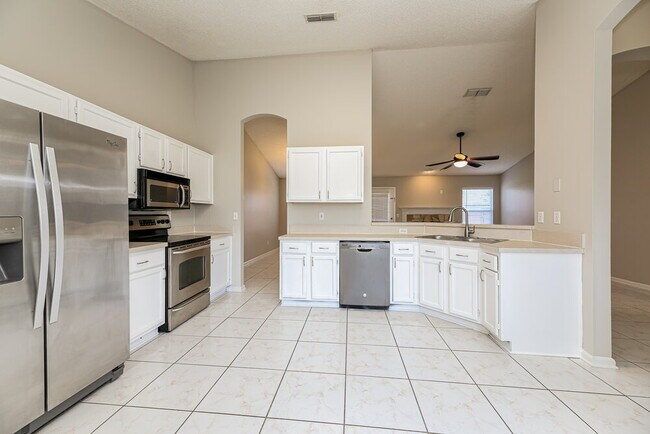 Building Photo - 2364 Tigress Ln