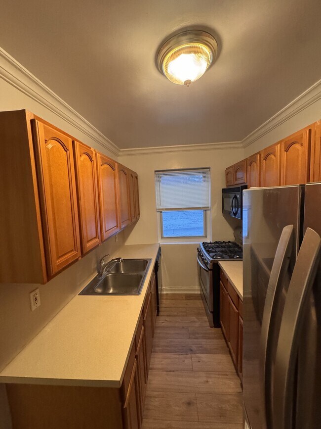 Building Photo - 1497 Terrace Cir