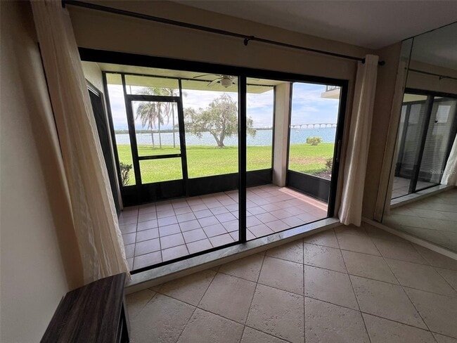 Building Photo - 6291 Bahia Del Mar Cir