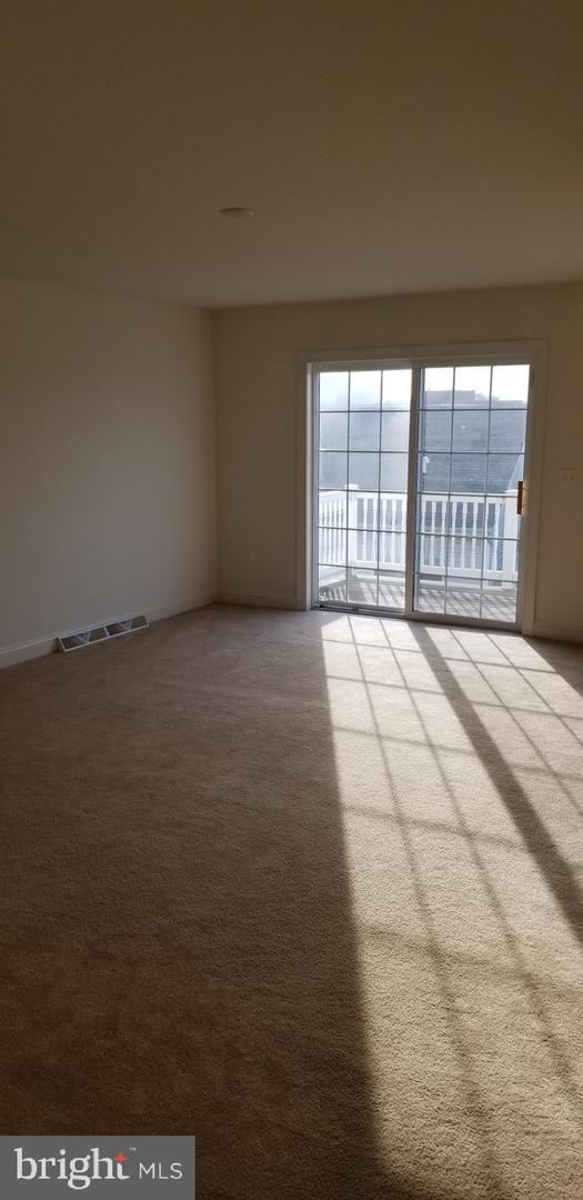 Building Photo - 785 Oak Leaf Ln