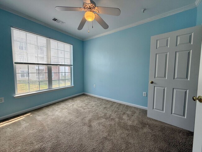 Building Photo - 925 Dorchester Pl