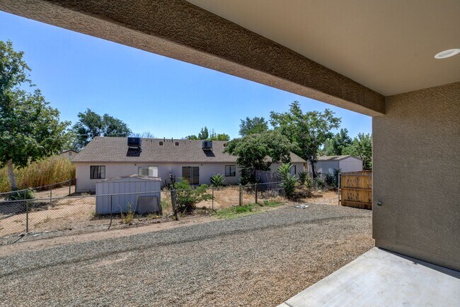 Building Photo - 7105 E Dodge Cir