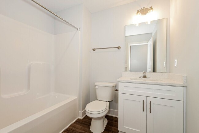 Building Photo - NEW PRICE!!!  Don't miss out.