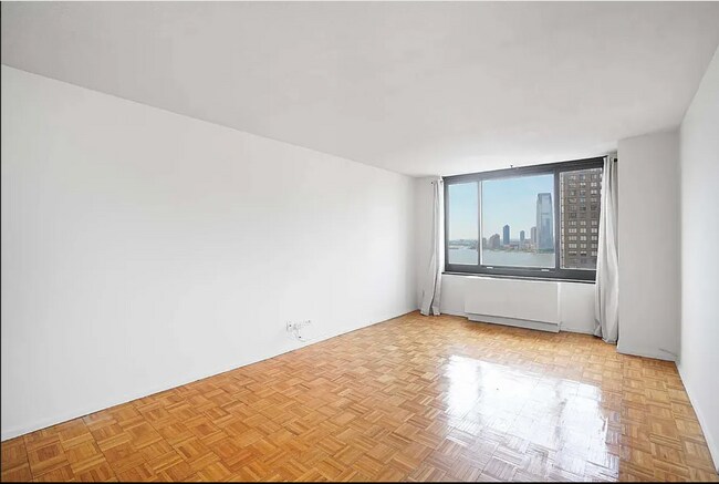 Building Photo - 200 Rector Pl