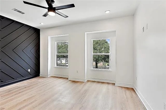 Building Photo - 2427 Franklin Ave