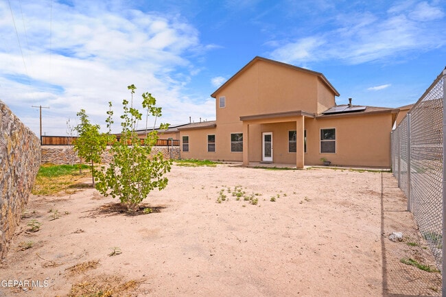Building Photo - 618 Rafael Marmolejo St