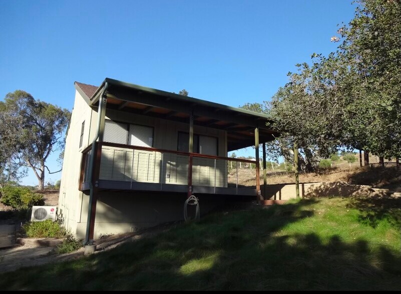 Building Photo - 1366 Old Oak Park Rd