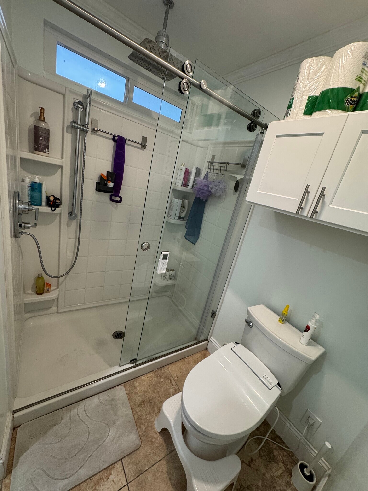 Building Photo - 1042 Garland Dr