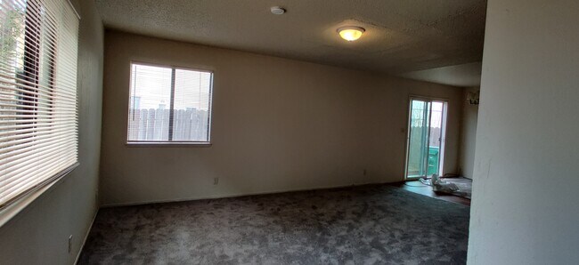 Building Photo - 5362 Bancroft Ave