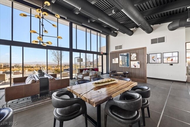 Building Photo - 10950 Earth Hues Ct