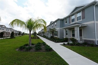 Building Photo - 2729 Flushing Dr