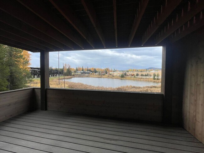 Building Photo - Brand New Three Story Whitefish Townhouse