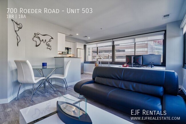 Building Photo - 700 Roeder Rd