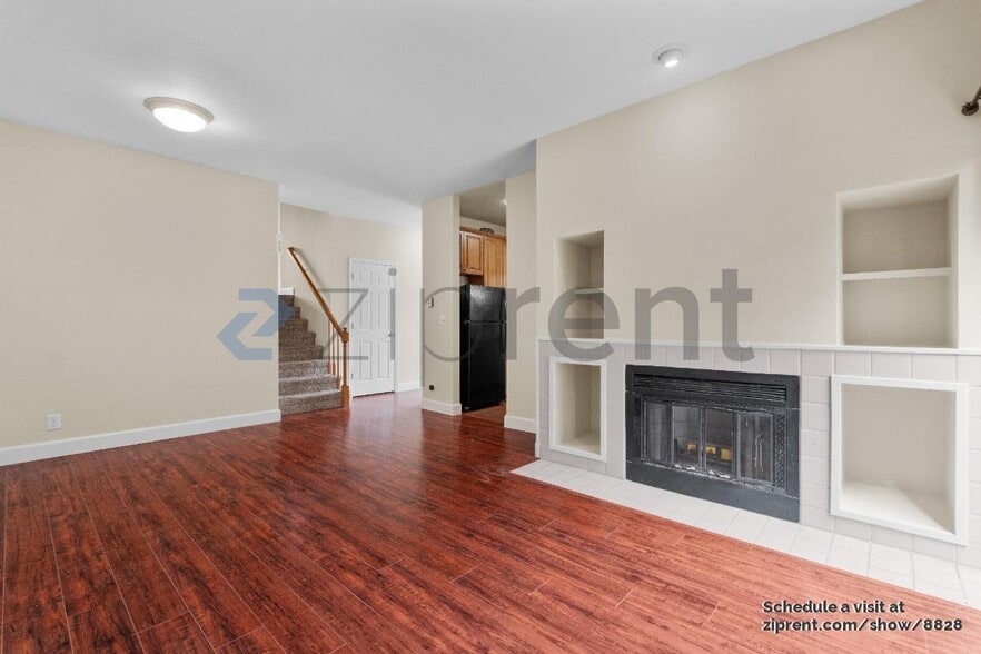 Building Photo - 454 Bolinger Common