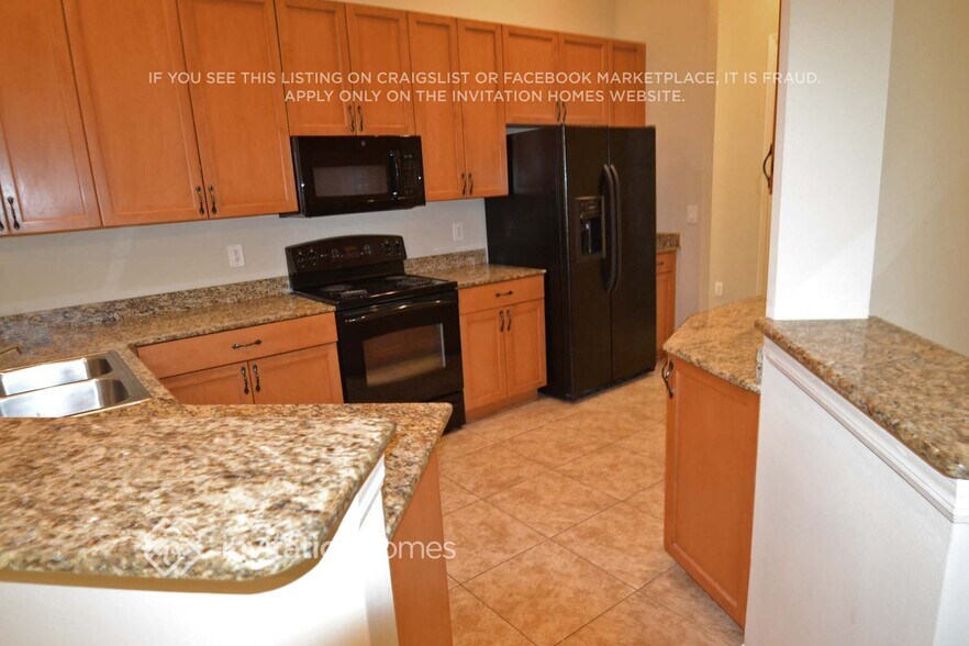 Building Photo - 3711 65th Ave E