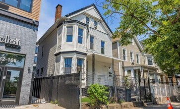Building Photo - 168 N 5th St