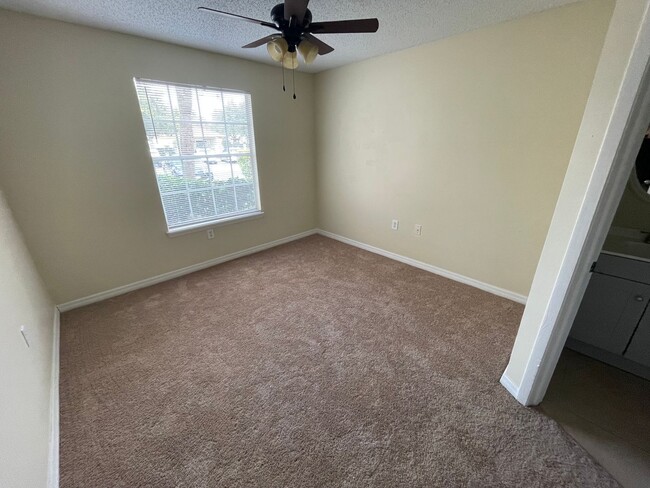 Building Photo - ORLANDO: 2 bed/2 bath Ground Floor Unit - ...