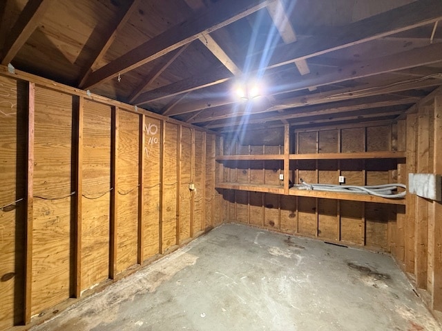 Building Photo - 115 E Sherwood Dr