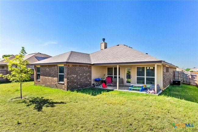 Building Photo - 907 Hickok Dr