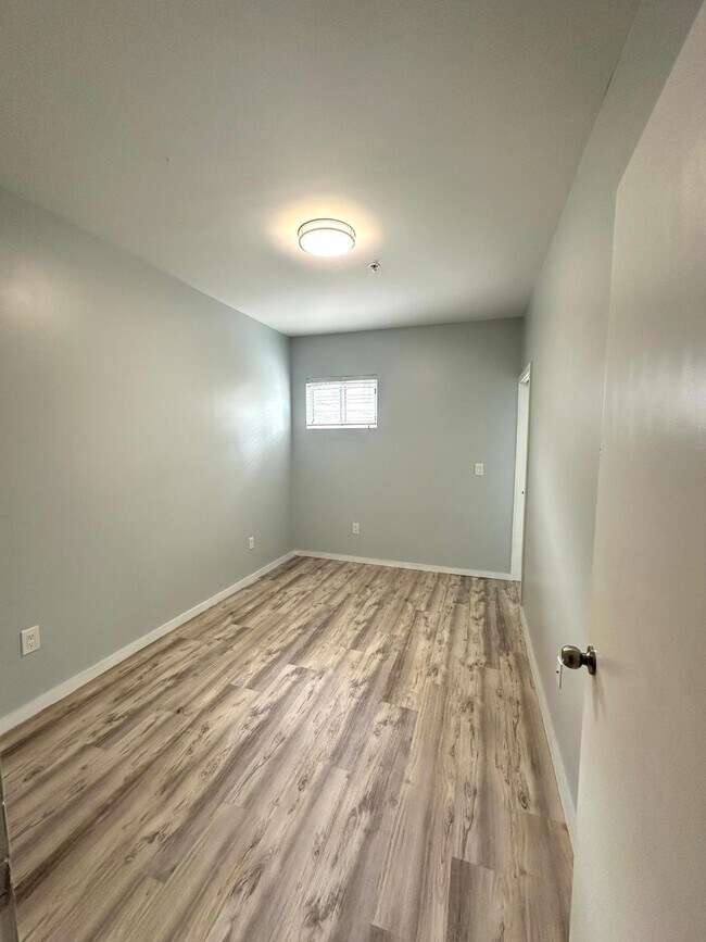 2nd Bedroom - 820 15th St