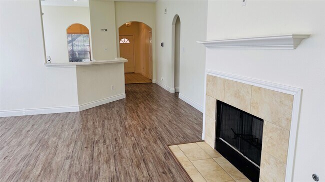 Building Photo - 20210 Glen Burn Ct