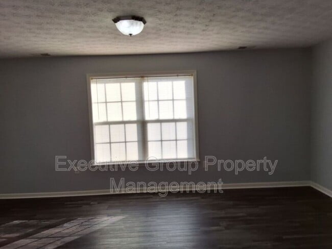 Building Photo - 103 Hurstfield Dr