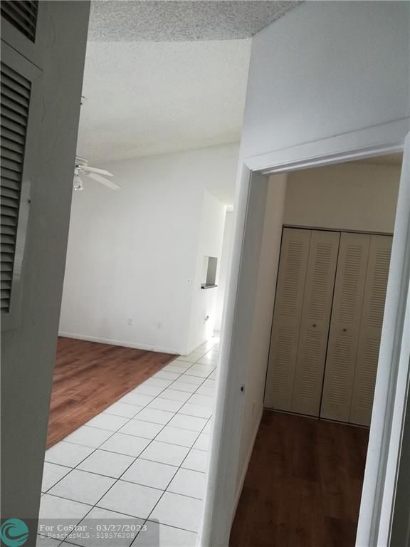 Building Photo - 2031 NW 96th Terrace