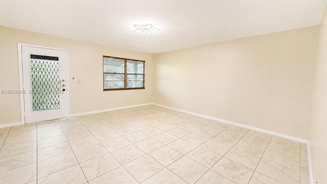 Building Photo - 301 SW 135th Ave