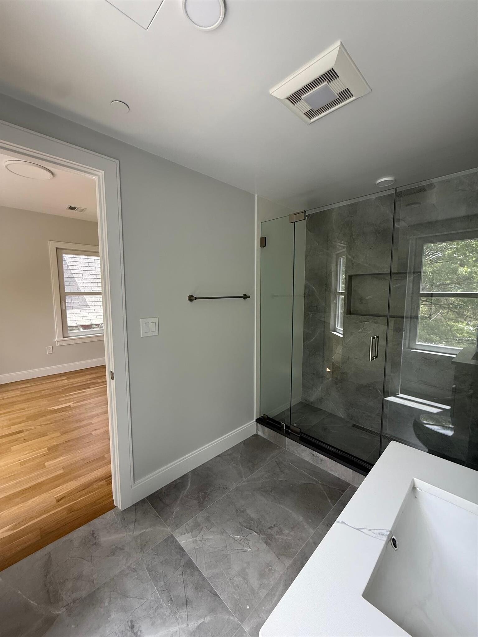 Building Photo - 37 Gore St