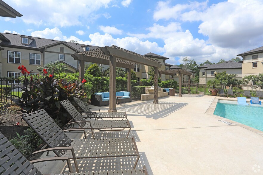 Ten pines at summerwood 14700 woodson park dr houston tx 77044
