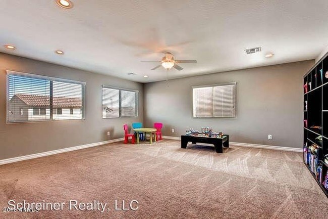 Building Photo - 4 br, 3 bath House - 2506 E. Tonto Dr.