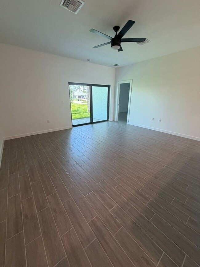 Building Photo - 1504 Gary Ln