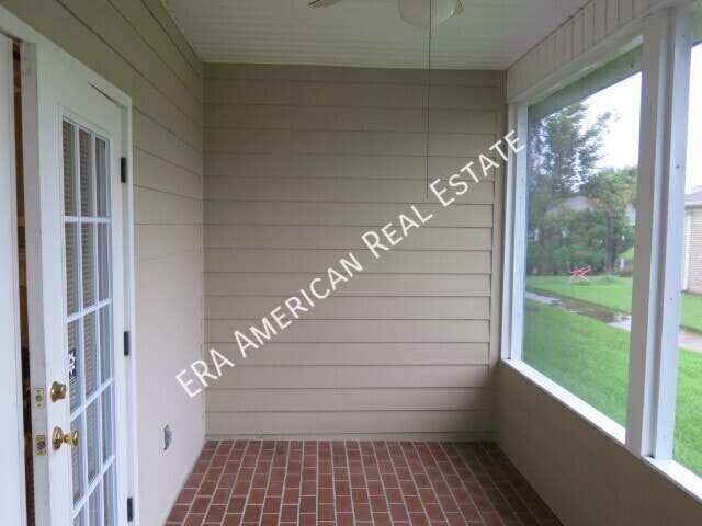 Building Photo - 219 Diamond Cv