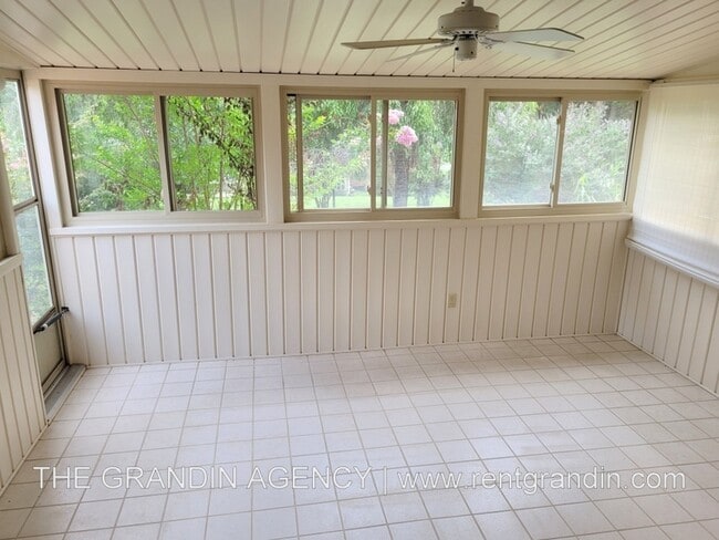 Building Photo - 312 Homeplace Dr