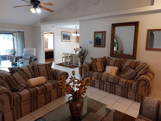 Building Photo - 307 S Oakland Ave