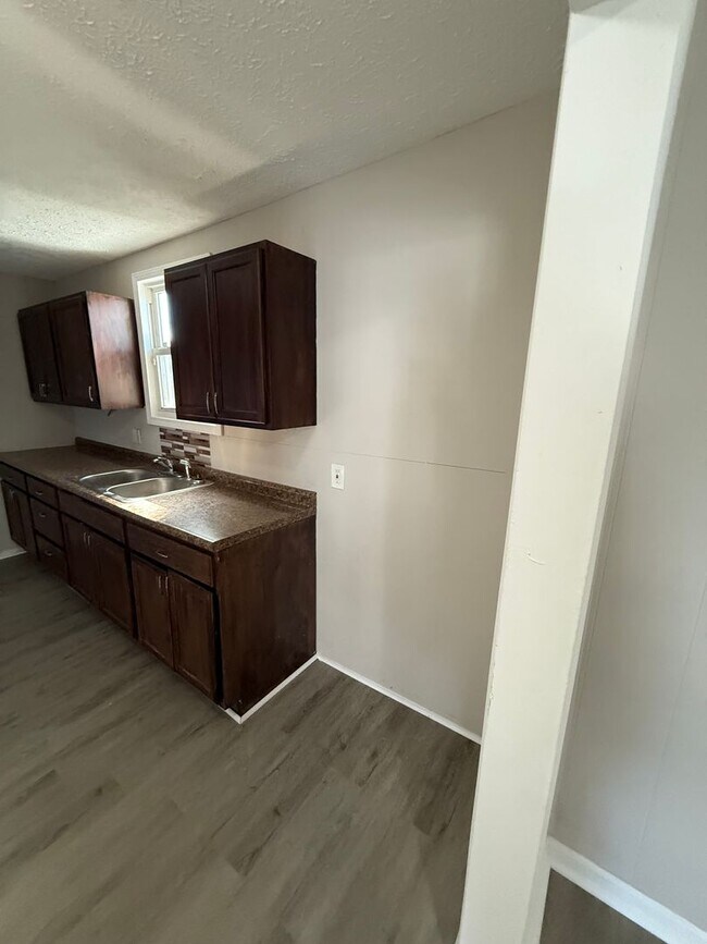 Building Photo - SECTION 8 and EDEN Accepted!! Your Newly Renovated Dream 5 Br Home Awaits!!