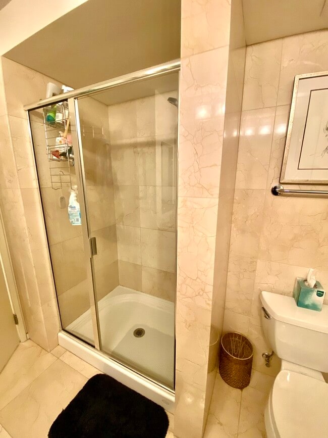 Building Photo - 9725 Woods Dr