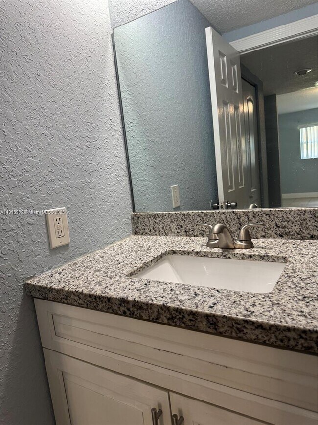 Building Photo - 3710 NW 21st St