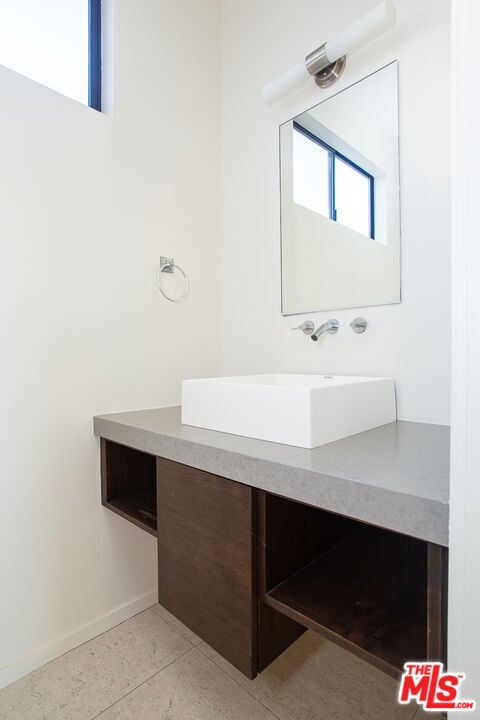 Building Photo - 8639 Whitworth Dr