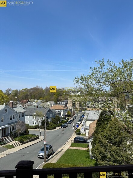 Building Photo - 135 Nonantum St