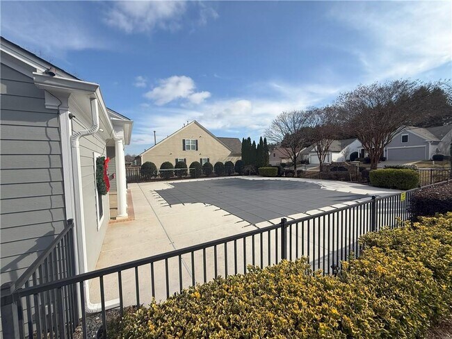 Building Photo - 1460 Vinery Ave