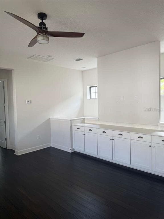 Building Photo - 8370 Via Vittoria Way