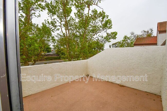 Building Photo - 1115 Mission Verde Dr