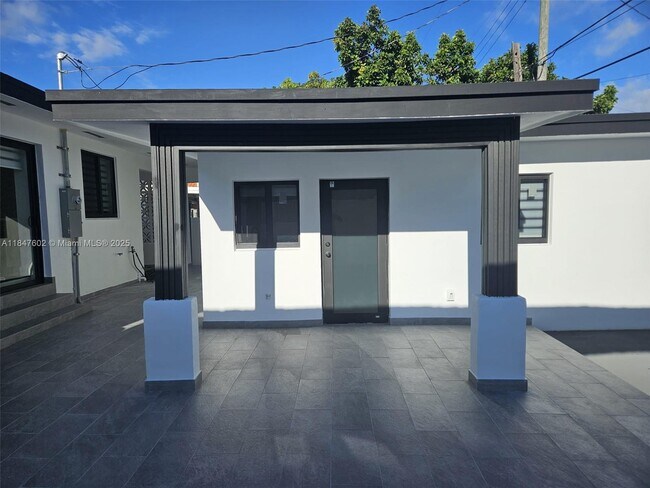 Primary Photo - 1754 SW 14th Terrace