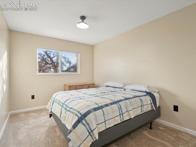 Building Photo - 4780 S Splendid Cir